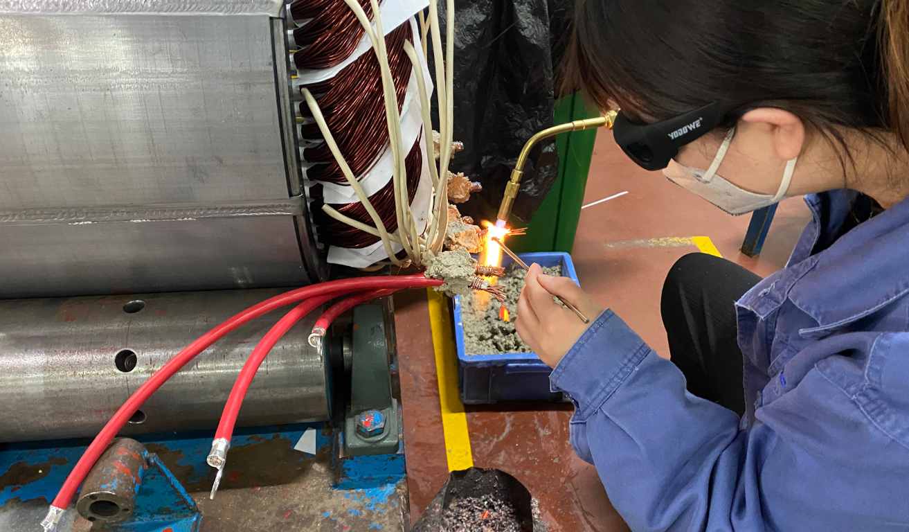 湘电集团强磁科技引入LQJN-H6000氢氧焊机电机引线焊接